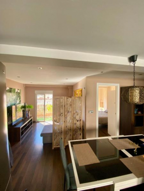 Calm Jungle Apartment Near Valencia